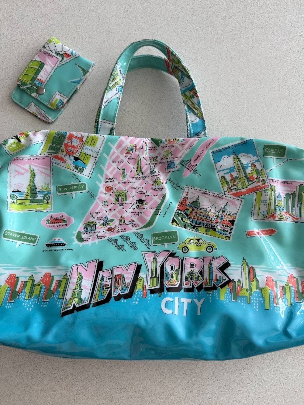 Nick&Nora New York City Toiletry Bag Cosmetic Travel Organizer Matching Nail Kit - Picture 3 of 11